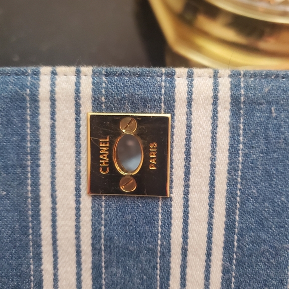 Vintage 1996 Chanel Denim and White valued higher one of a kind - Picture 2 of 5